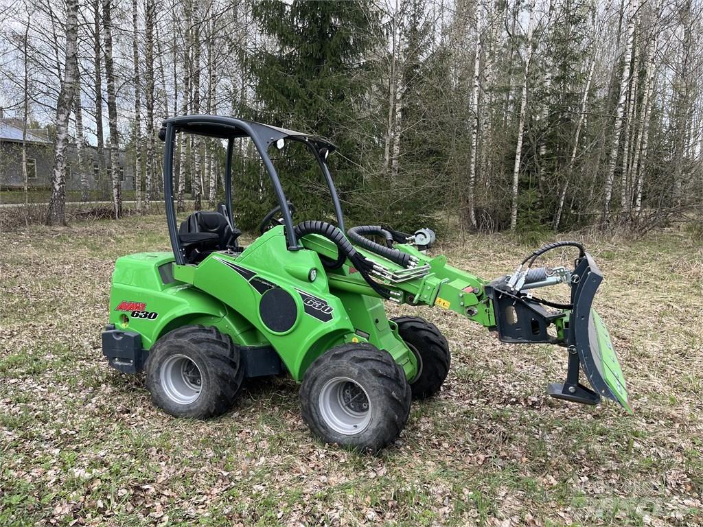 Avant M630 Mini loaders