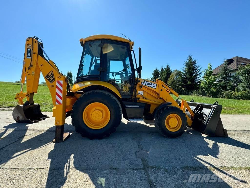 JCB 3CX Backhoe loaders