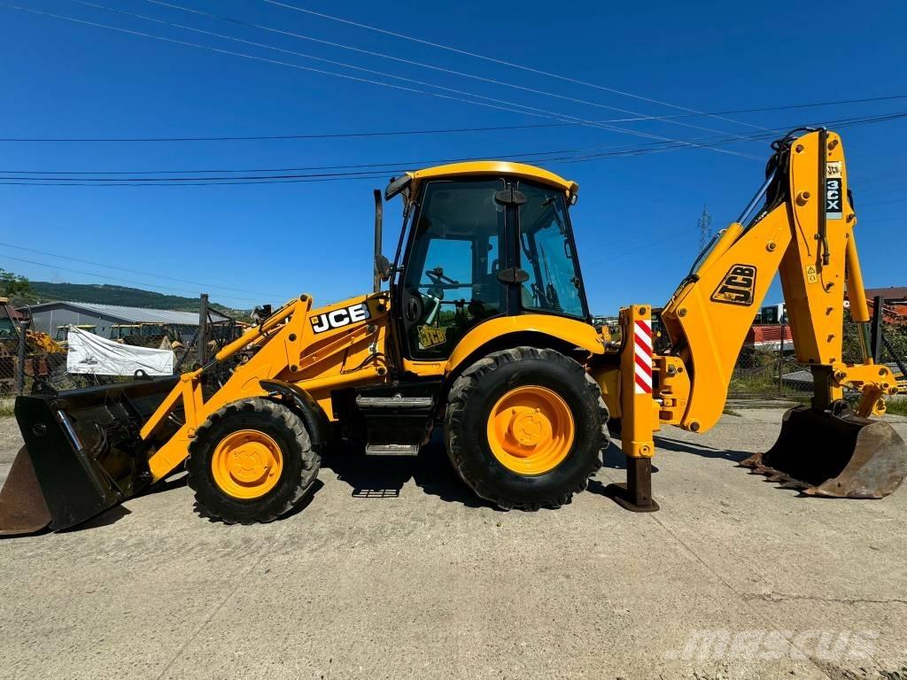 JCB 3CX Backhoe loaders