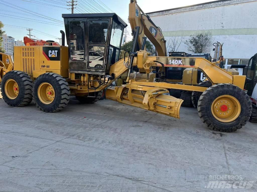 CAT 140K Graders