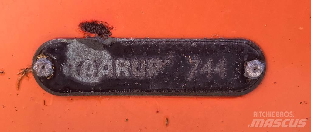 Taarup 744 Rakes and tedders