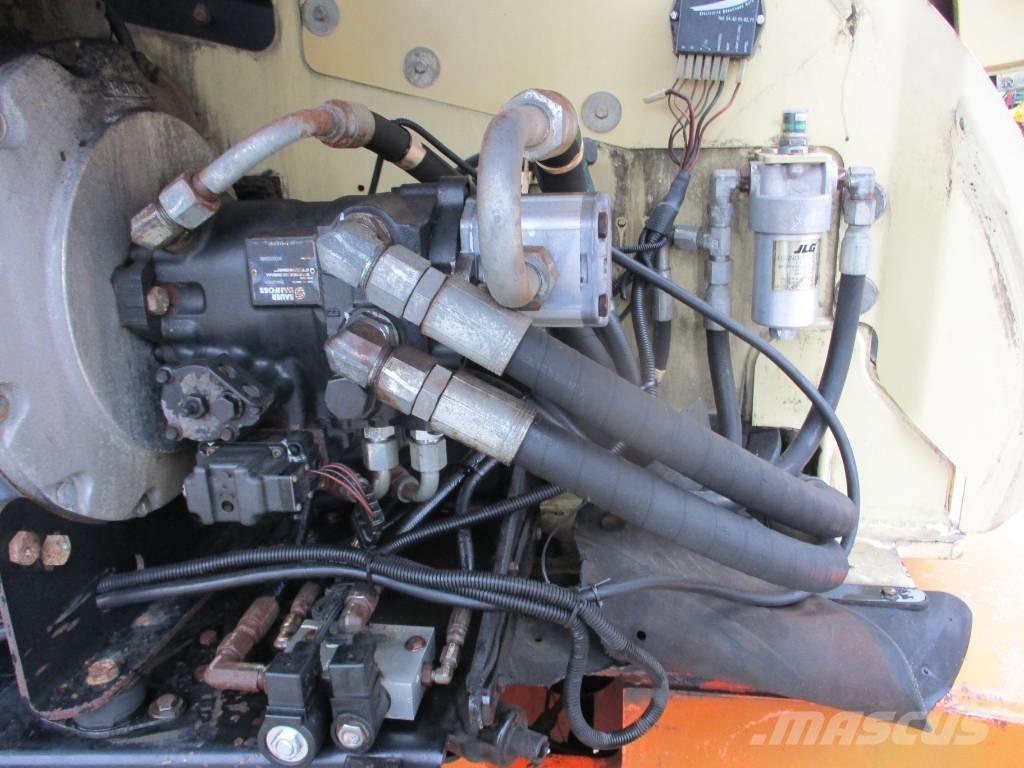 JLG 660 SJ (881) Articulated boom lifts