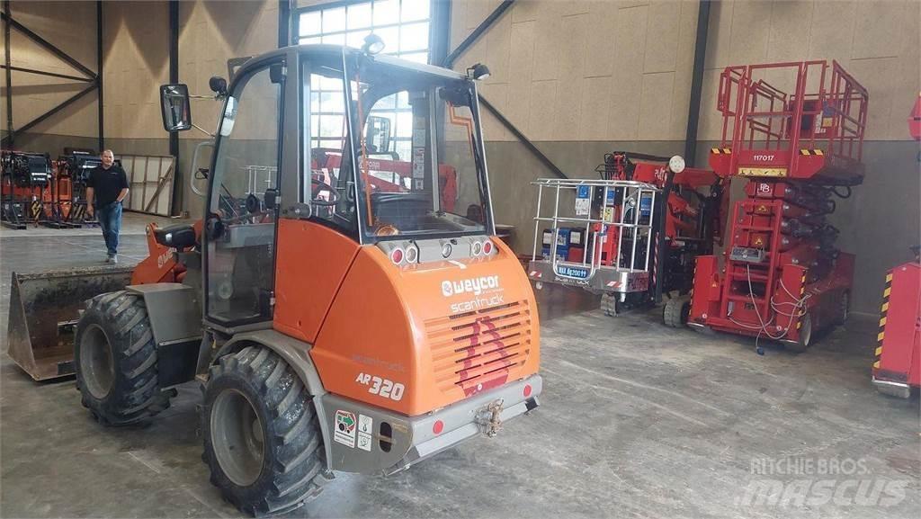 Weycor AR320 Cab Multi purpose loaders
