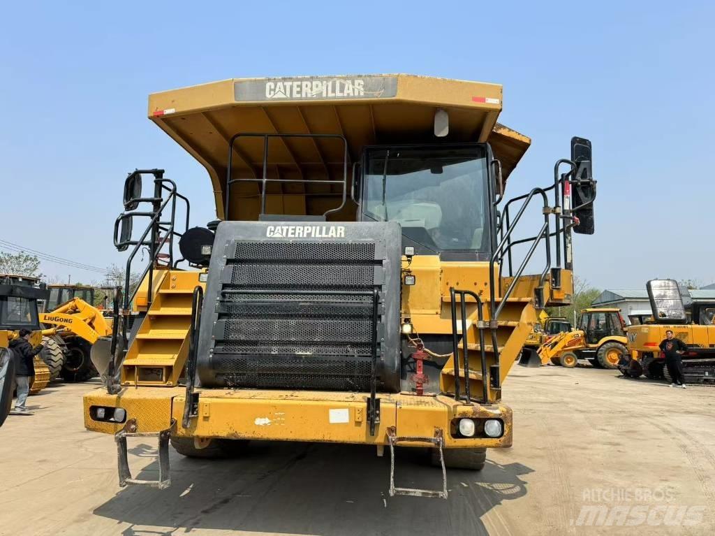 CAT 773 F Rigid dump trucks
