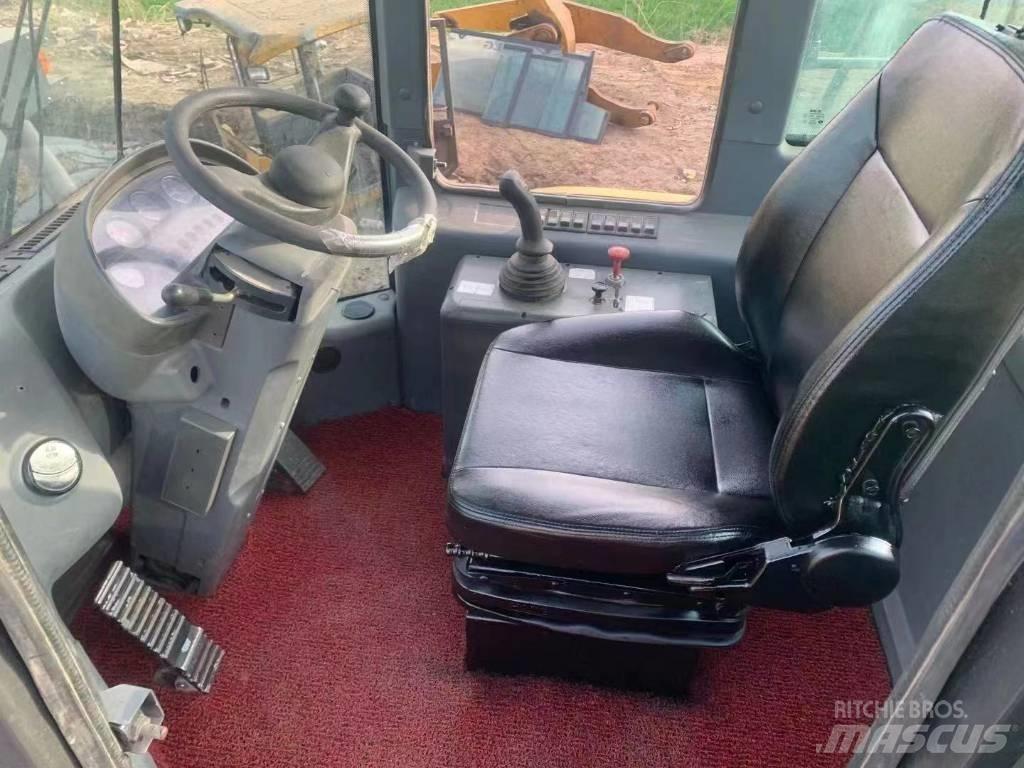 SDLG L 956 Wheel loaders