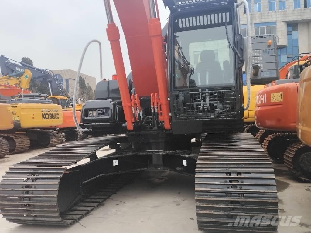 Hitachi ZX 200 Crawler excavators