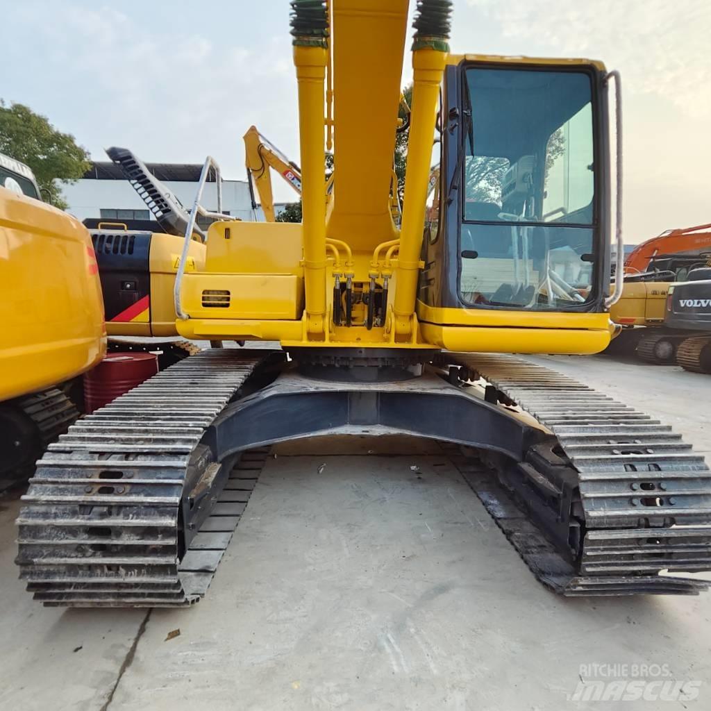 Komatsu PC 200-6 Crawler excavators