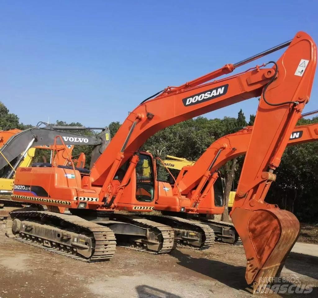 Doosan DH 220 Crawler excavators