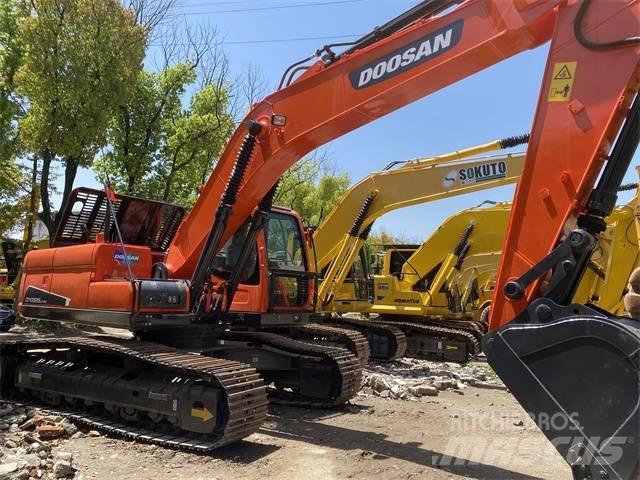 Doosan DX 225 LC Crawler excavators