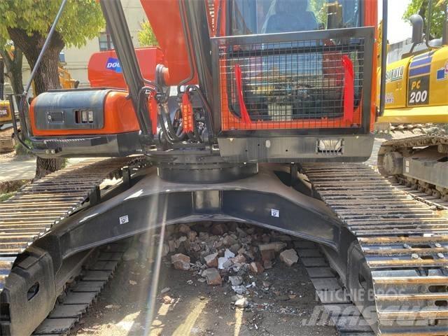 Doosan DX 225 LC Crawler excavators