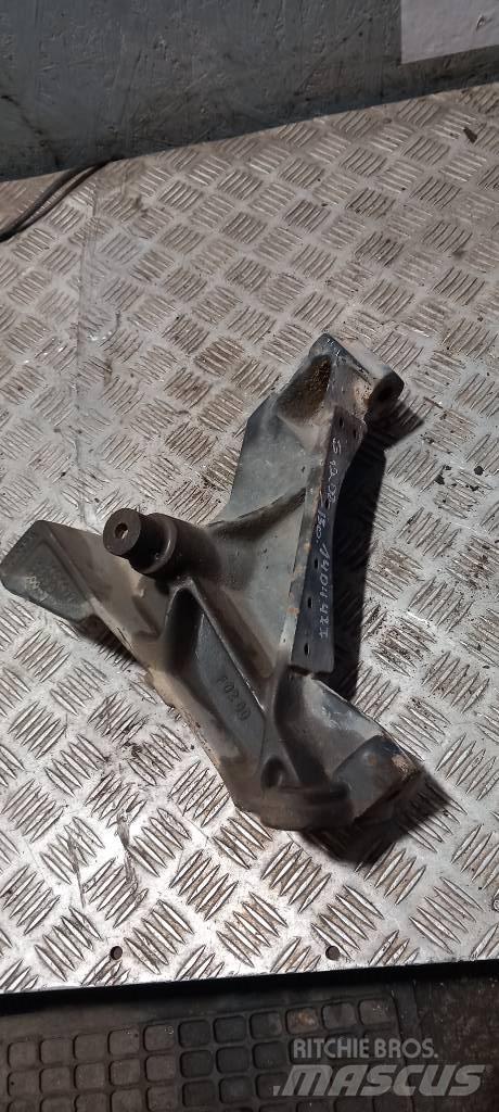 Scania 94 D.   1404477 Chassis and suspension