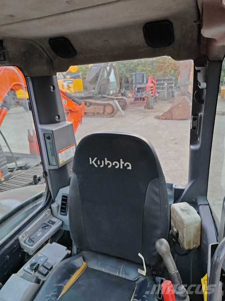 Kubota KX165-5 Crawler excavators