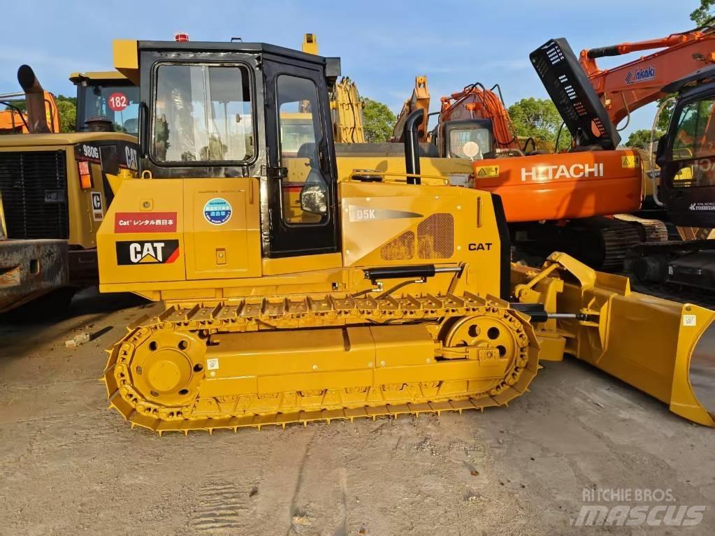 CAT D 5 K Crawler dozers