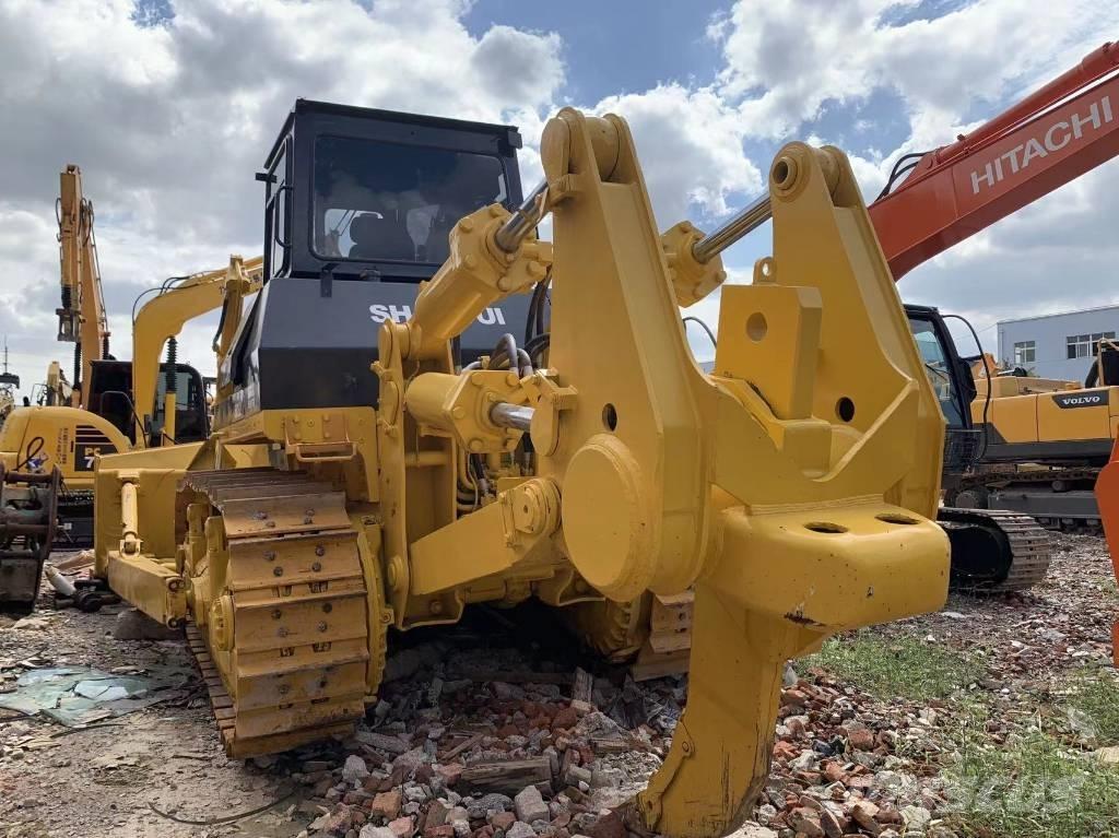 Shantui SD 32 Crawler dozers