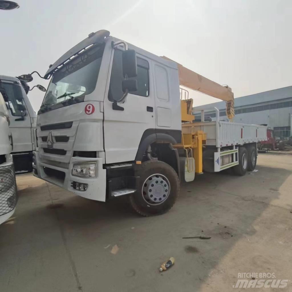 Howo 371 6x4 Crane trucks