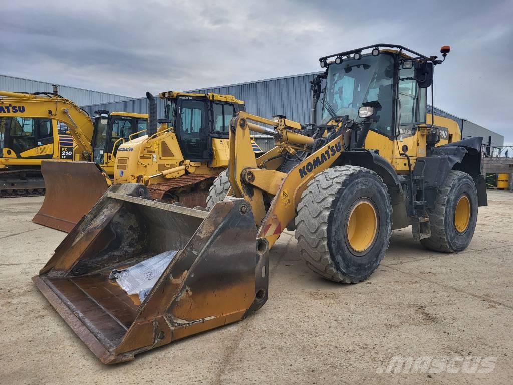 Komatsu WA200-8 Wheel loaders