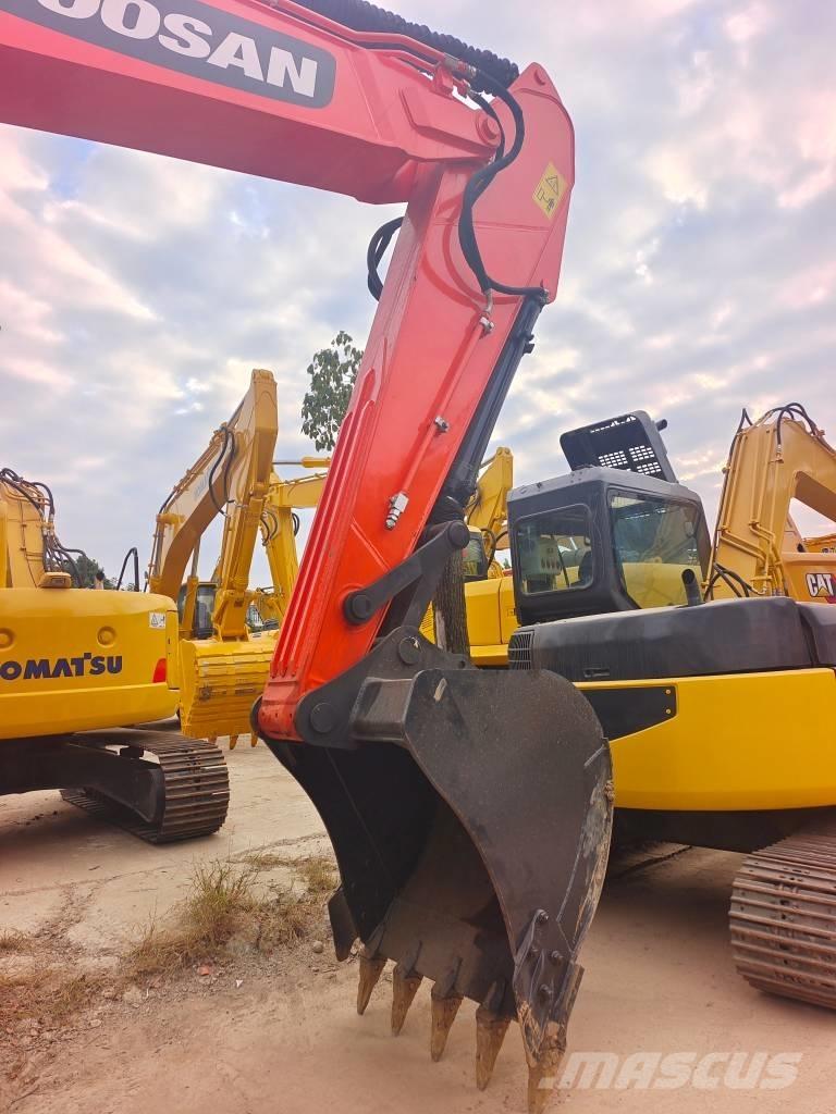 Doosan DX225LC-9C Crawler excavators