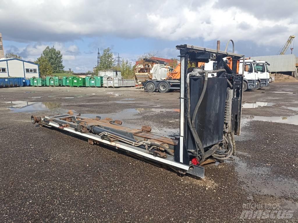 Multilift XR Hook lifts
