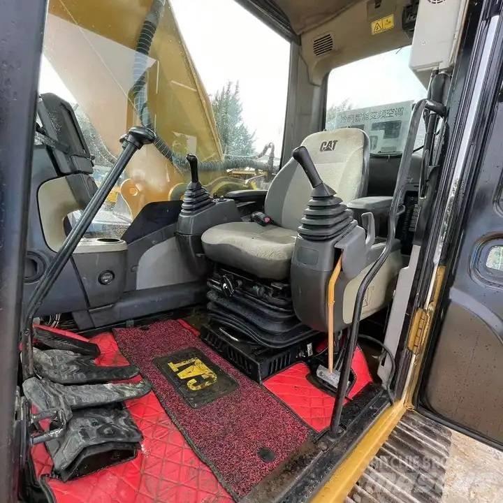 CAT 330D2 Crawler excavators