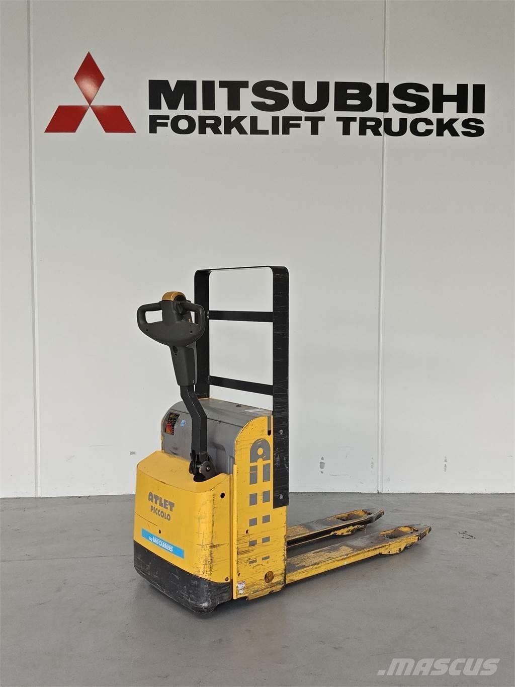 Atlet PLL180 Pedestrian stacker