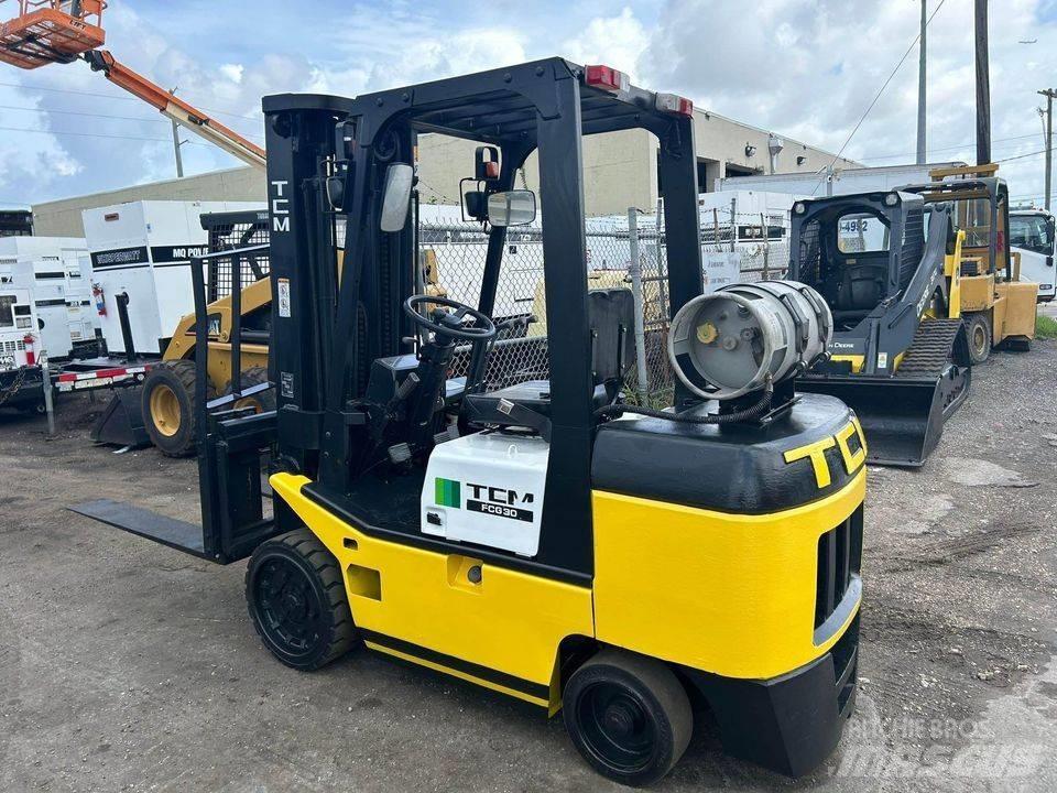 TCM FCG30T7T Container handlers