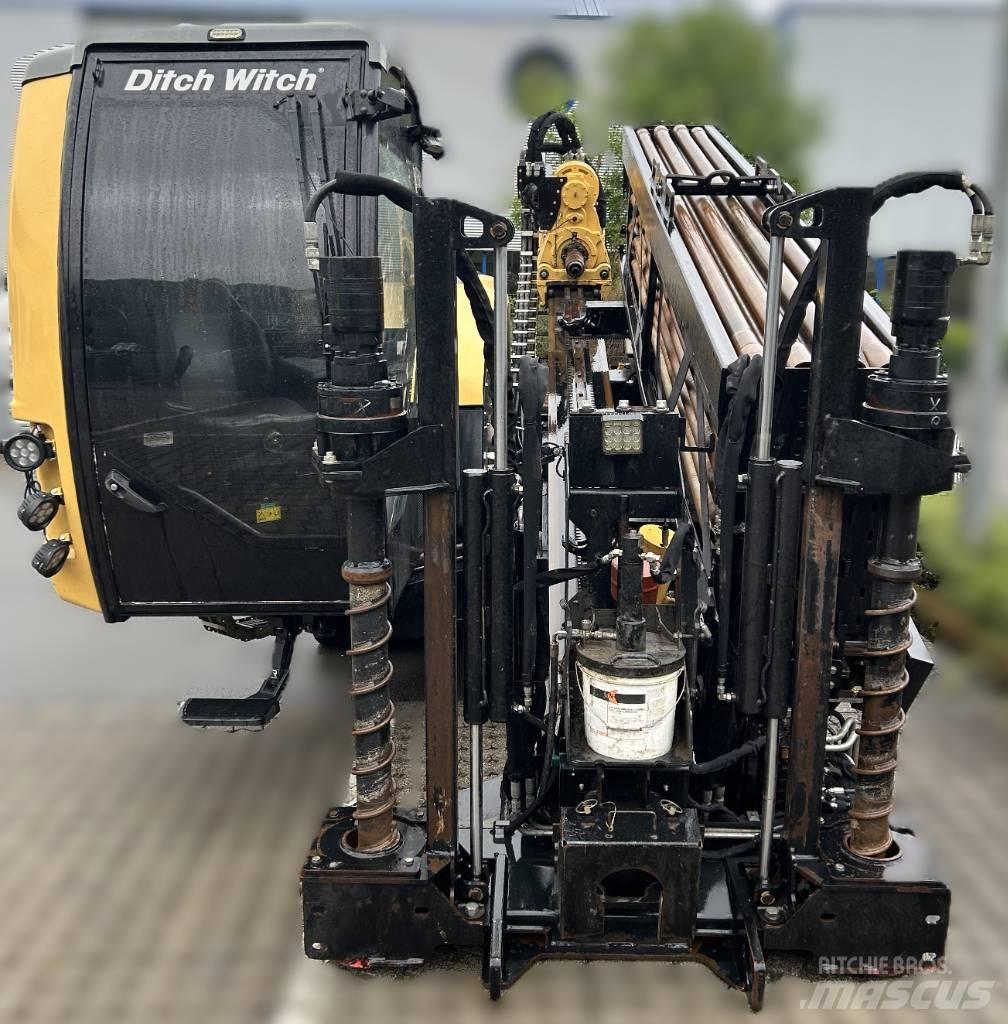 Ditch Witch AT40 Horizontal Directional Drilling Equipment