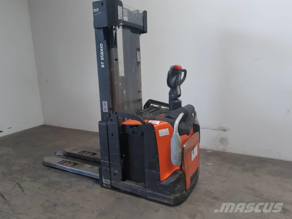 BT SPE 160 L Pedestrian stacker