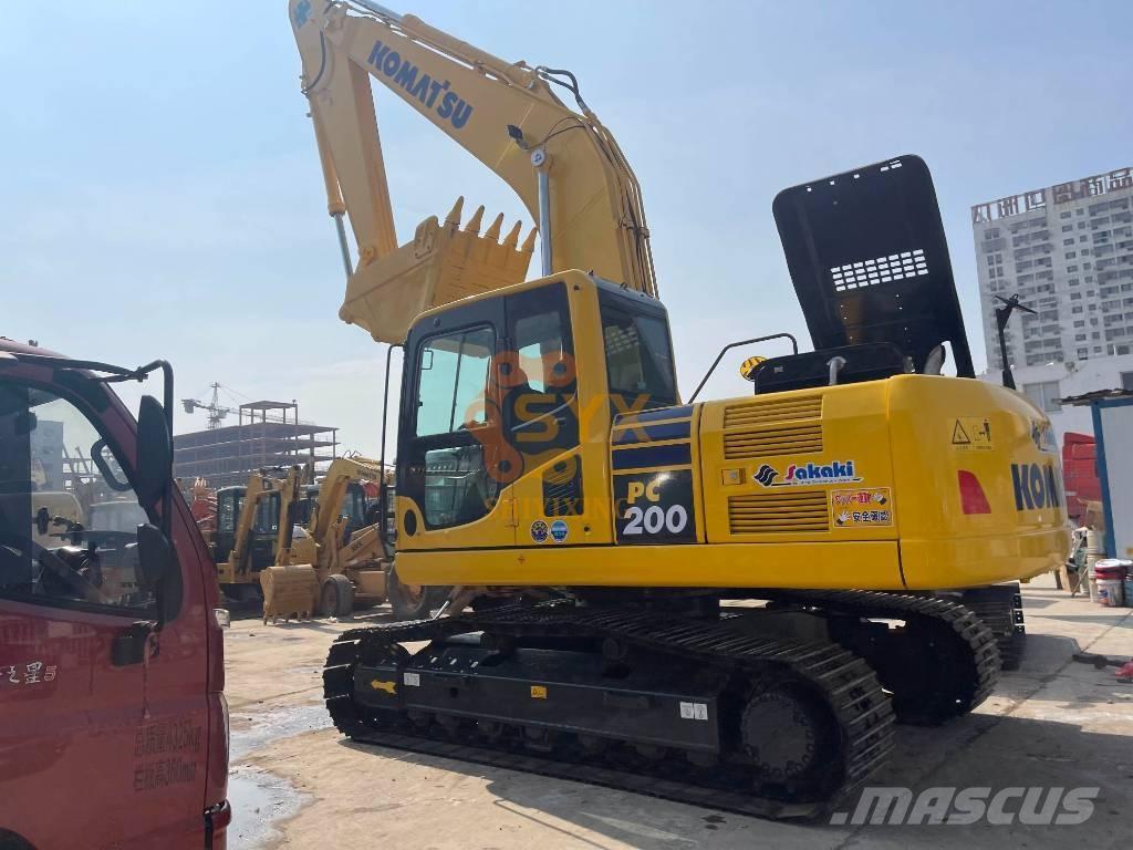 Komatsu PC 200-8 Crawler excavators