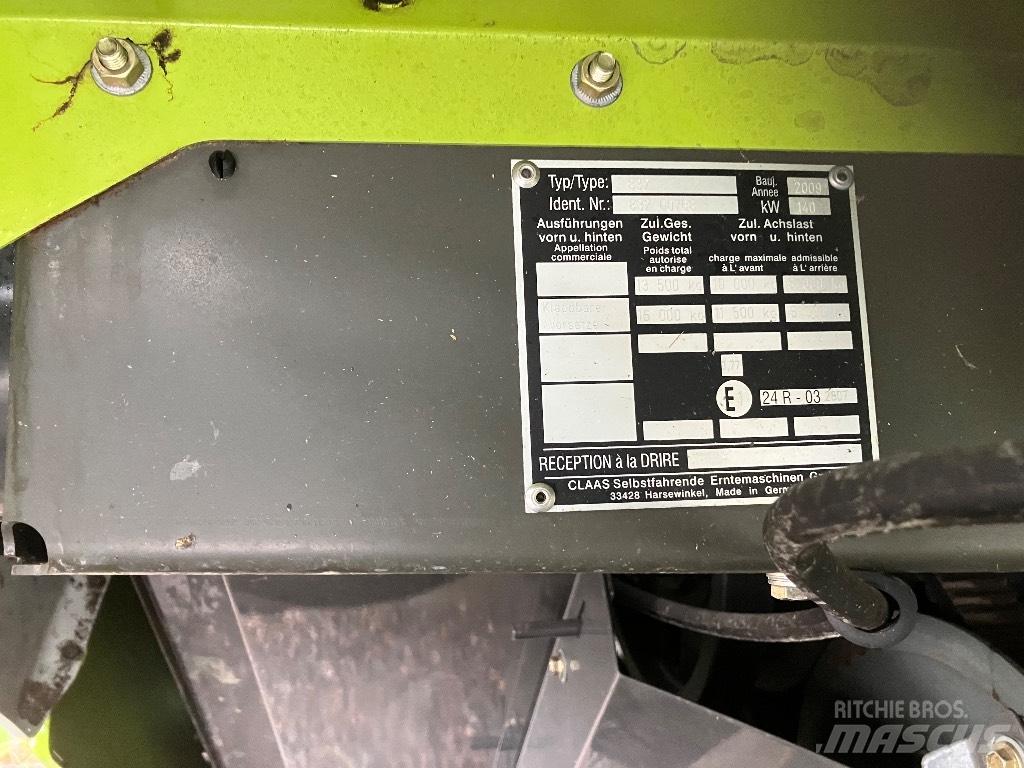 CLAAS Tucano 320 Combine harvesters