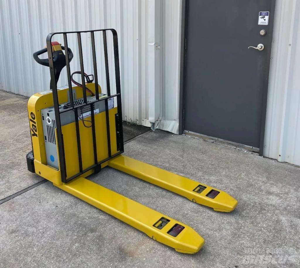 Yale MPW050 Hand pallet truck