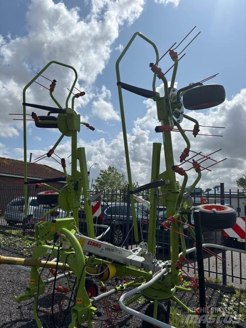 CLAAS Volto 700 Rakes and tedders