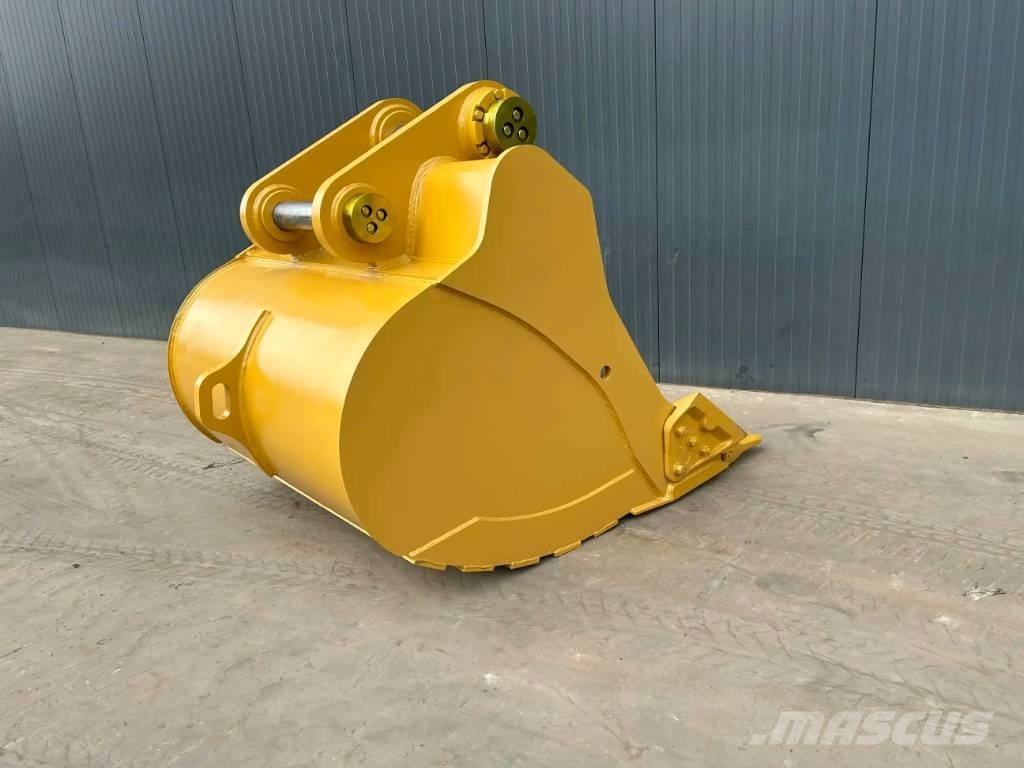 CAT 349D2 - UB Buckets