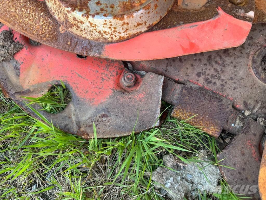 Kuhn GMD 800GIIFF Mowers