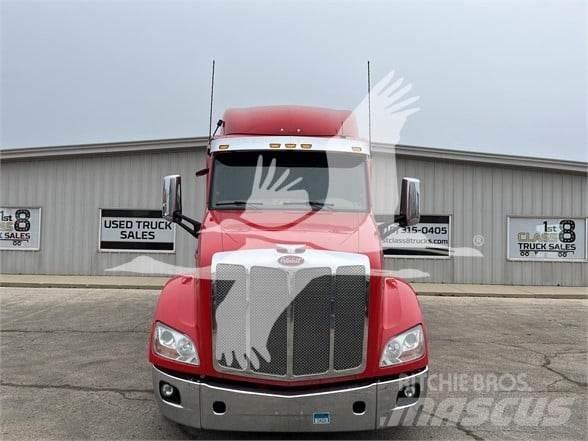 Peterbilt 579 Tractor Units