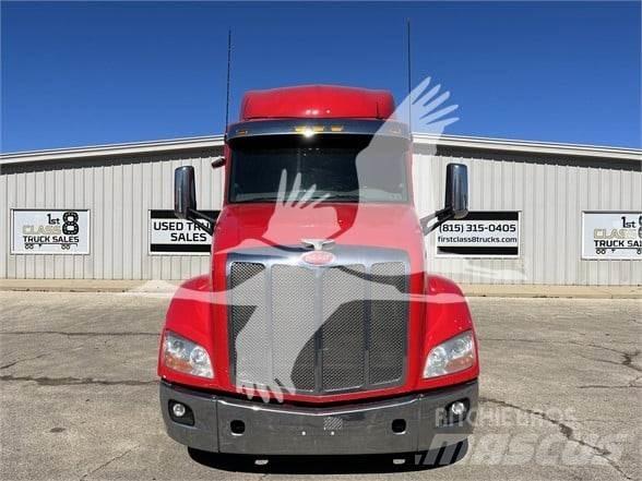 Peterbilt 579 Tractor Units