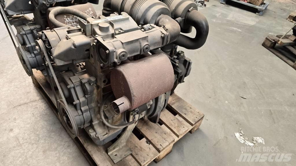 Deutz F2M1011 Engines