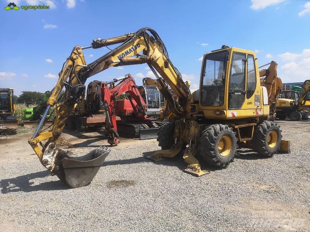 Komatsu PW 95 Midi excavators  7t - 12t