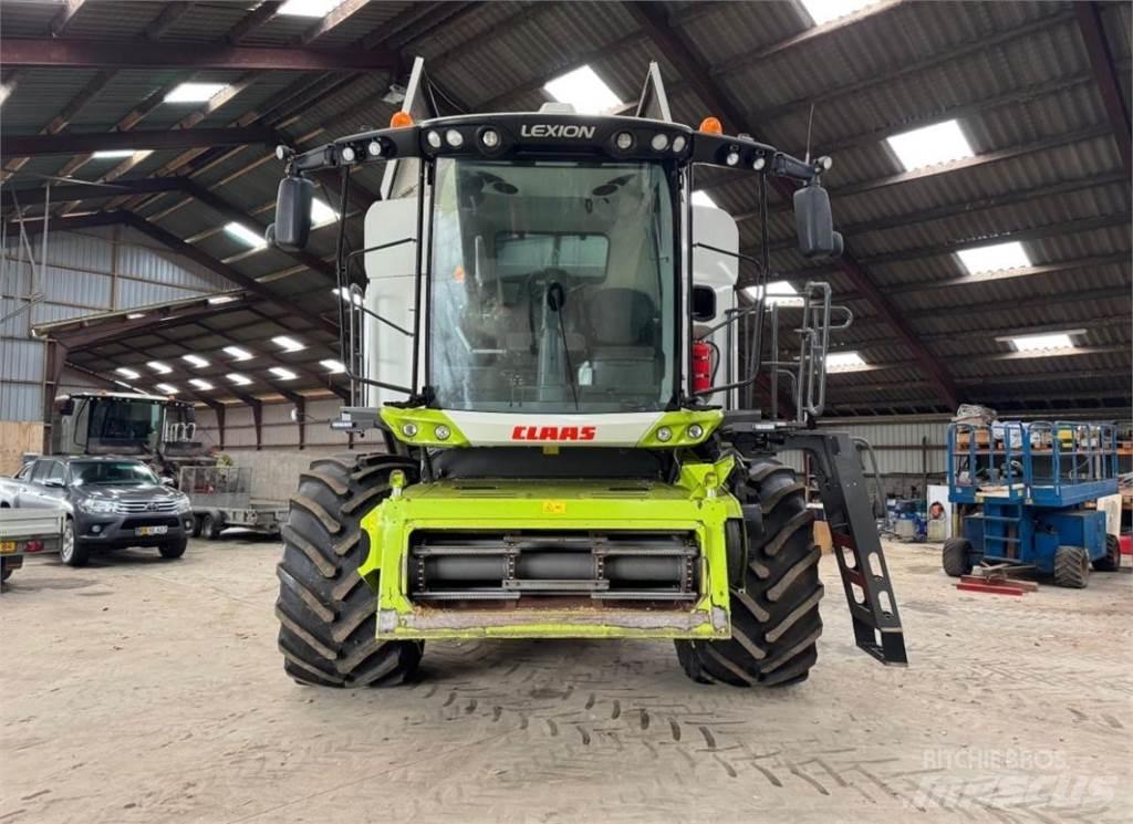 CLAAS Lexion 6700 Combine harvesters