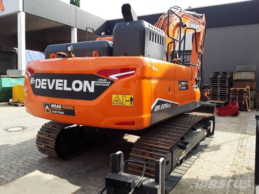 Doosan DX225LC-7 Crawler excavators