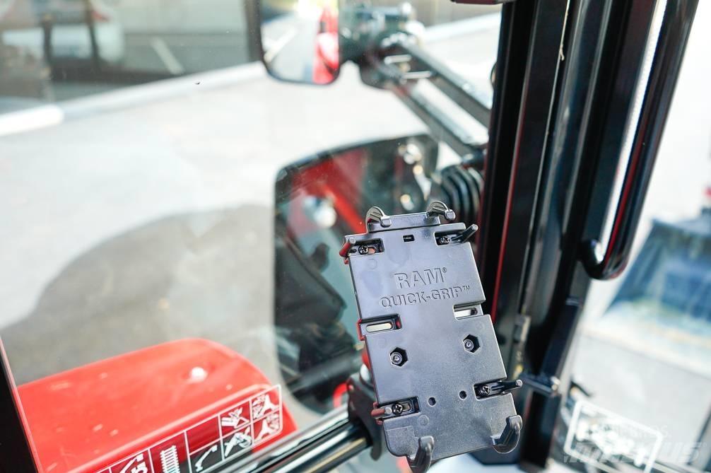 Huddig 1370 CITY Backhoe loaders