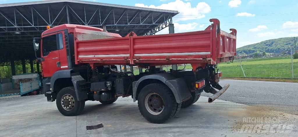 MAN TGA 18.360 4X4 Tipper trucks