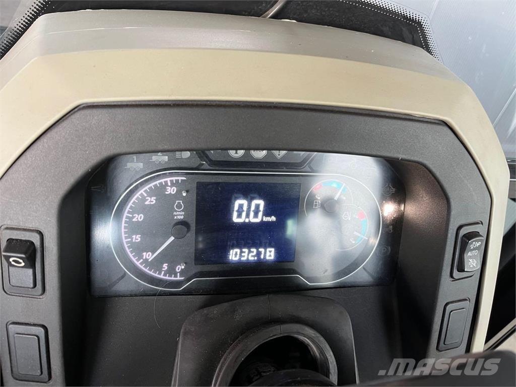 John Deere 5075 M Tractors