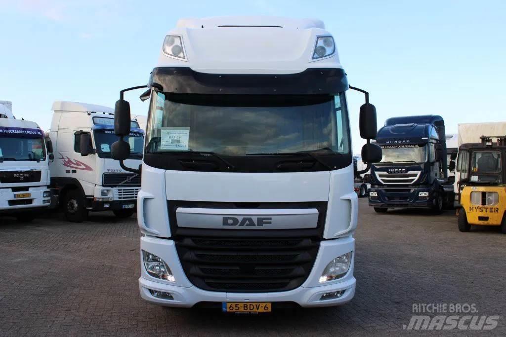DAF CF 440 + EURO 6 Tractor Units