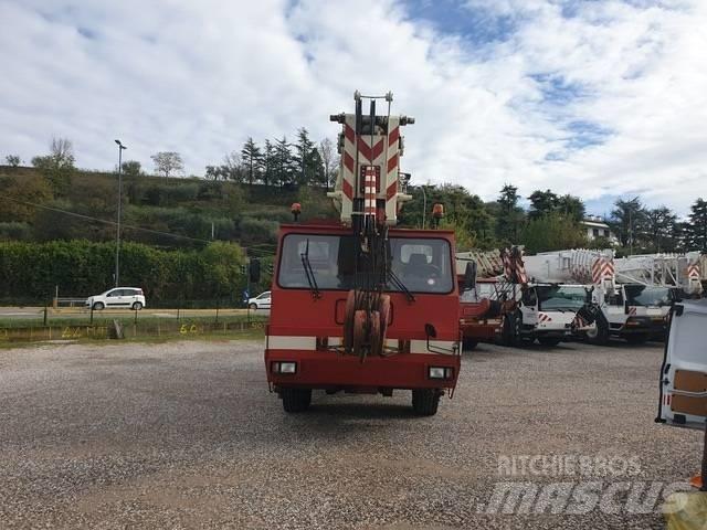 Rigo RTT600 Rough terrain cranes