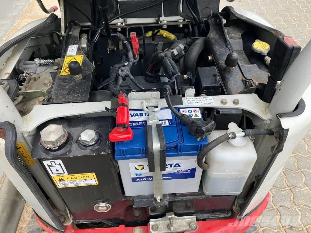 Takeuchi TB 210 Mini excavators < 7t (Mini diggers)