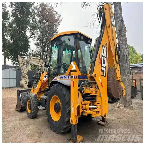 JCB 3 CX Backhoe loaders