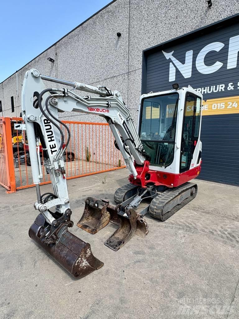 Takeuchi TB 225 Mini excavators < 7t (Mini diggers)