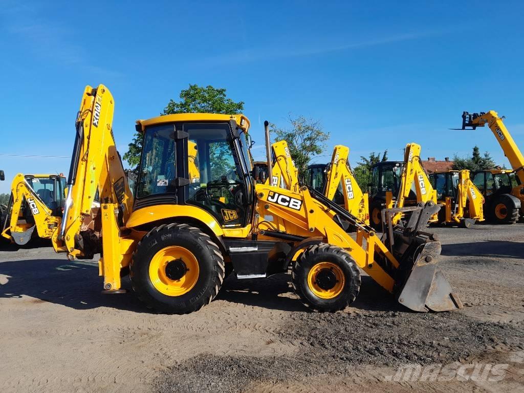 JCB 3 CX Backhoe loaders