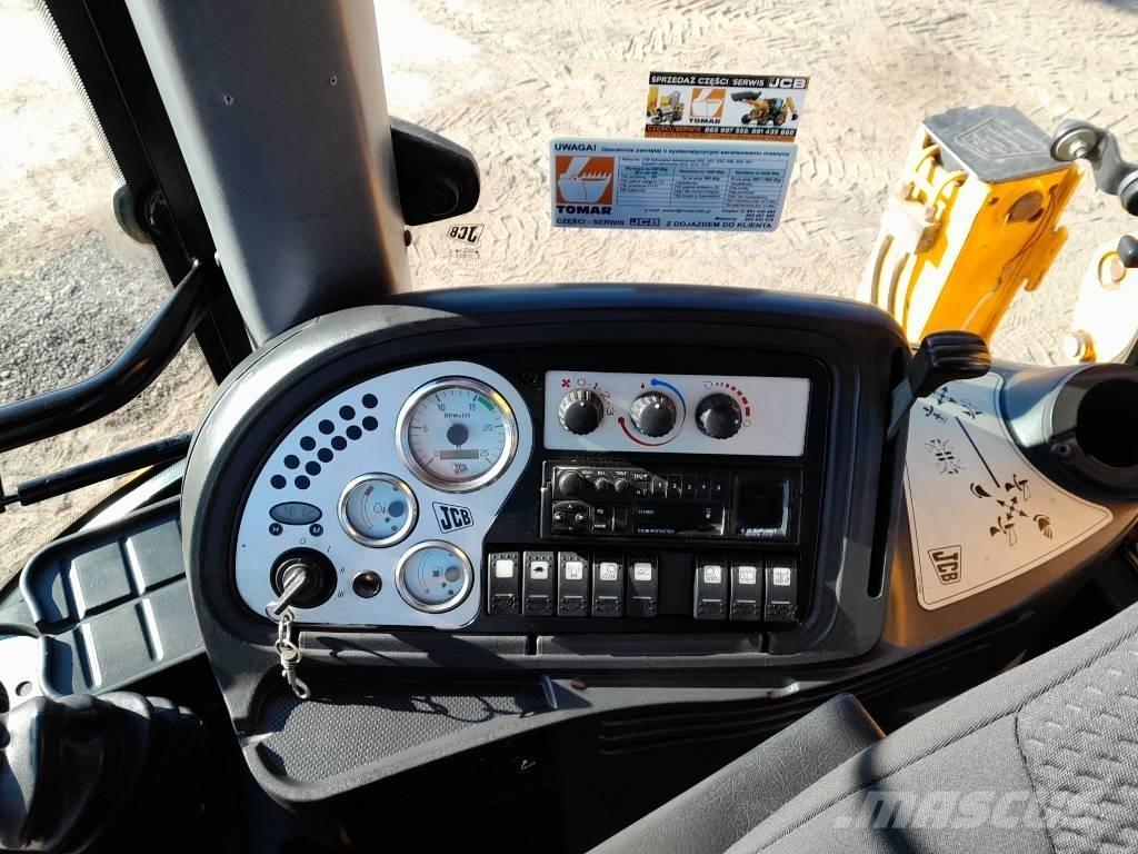 JCB 3 CX Backhoe loaders