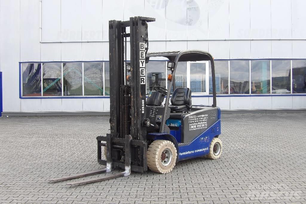 Manitou ME 430 Electric forklift trucks
